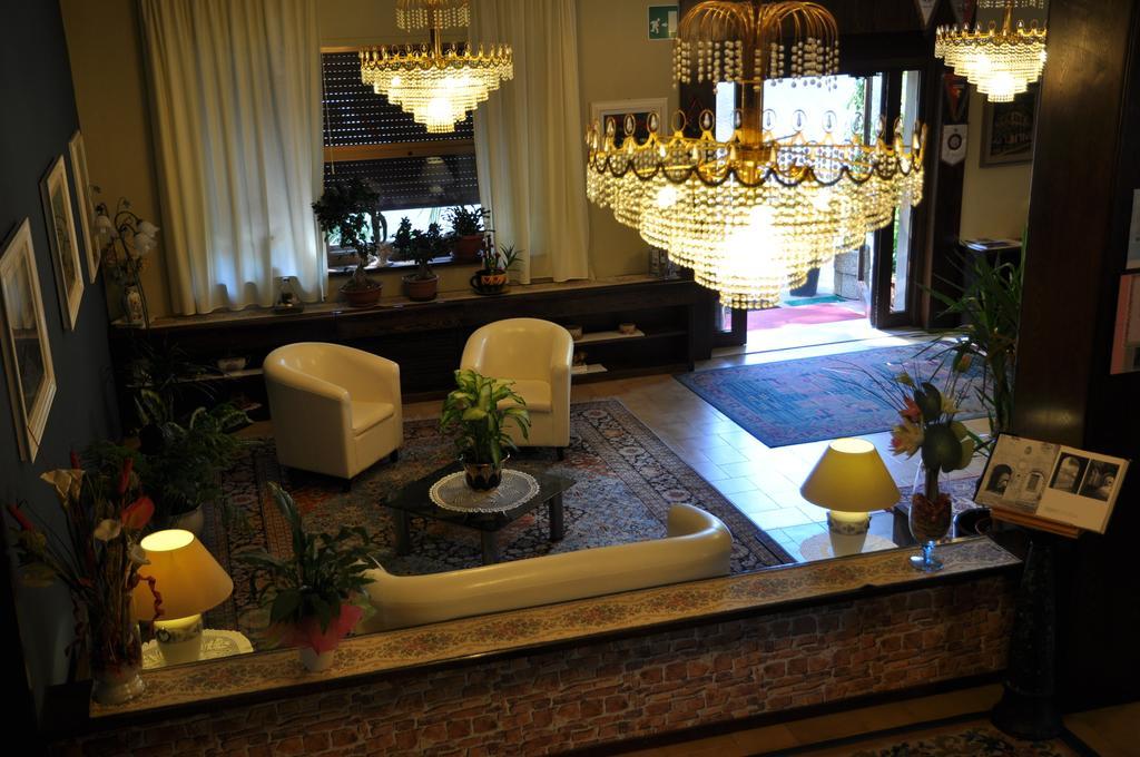 Hotel Firenze Chianciano Terme Exterior foto